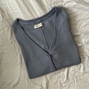 Soft & Cozy Abercrombie Sweater/Cardigan